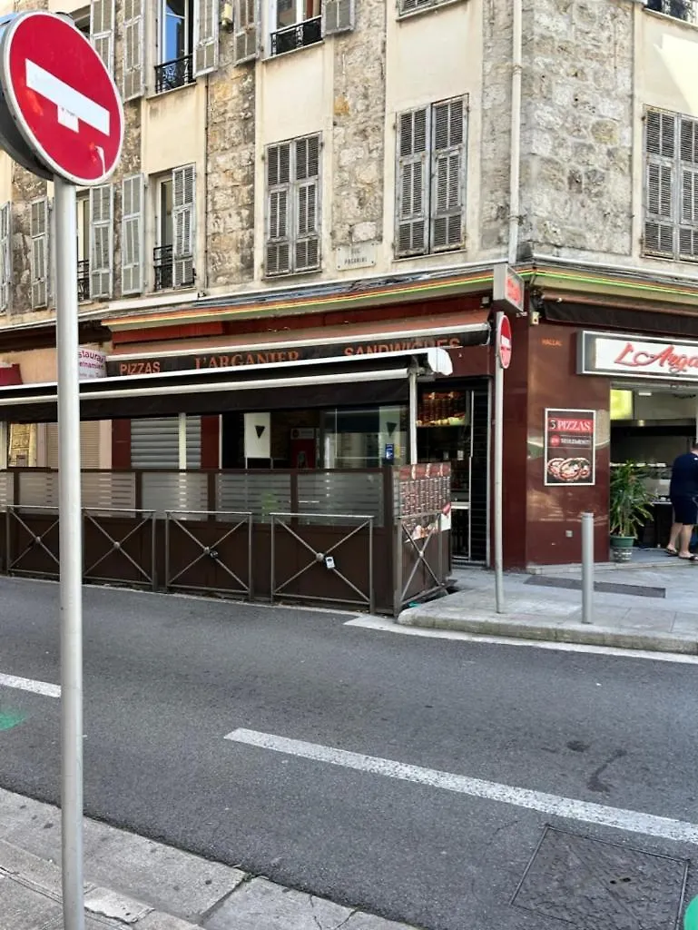 City Center Studio - 1 Min Train Station & Main Street Nice 0*,  France